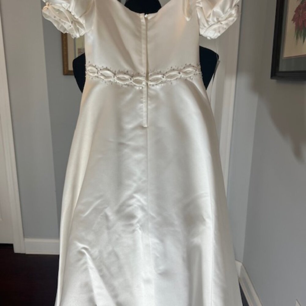 NWT Eden Bridal Flower Girl Dress Satin White Size 4 - Picture 7 of 12